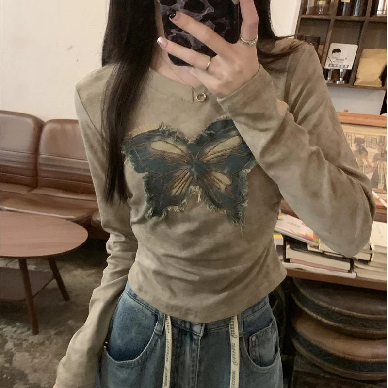 蝴蝶图案贴布长袖t恤女2025早春新款扎染v领修身五一旅游出街衣服