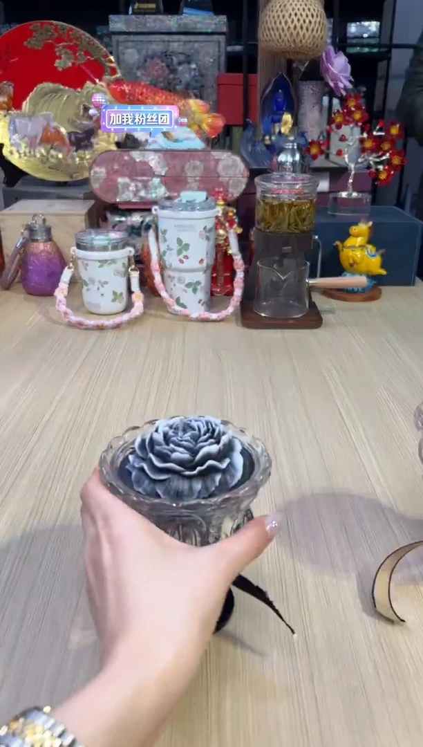 46山茶花香薰蜡烛-乌木玫瑰