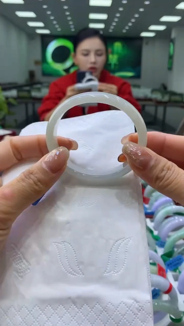 未镶嵌手镯翡翠00004529