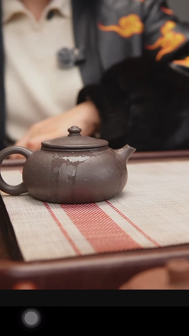 茶壶紫砂?**?微瑕天青寒江180cc