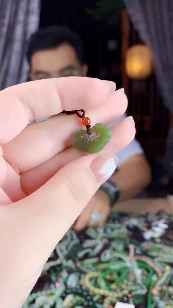 和田玉未镶嵌挂件多样性发货拍一发一
