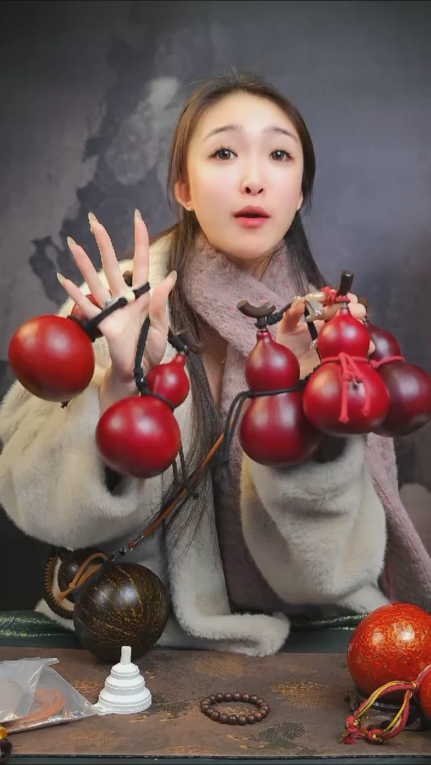 【闪购商品】XS117红色小容量酒葫芦随缘发