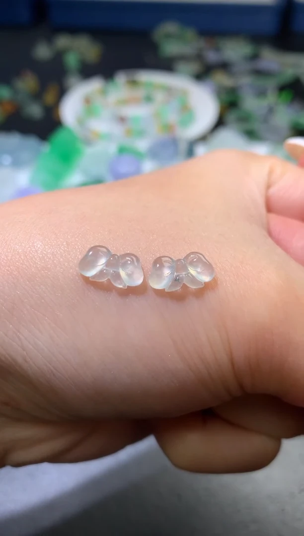 未镶嵌定制翡翠毛货 6-10.6-2.8