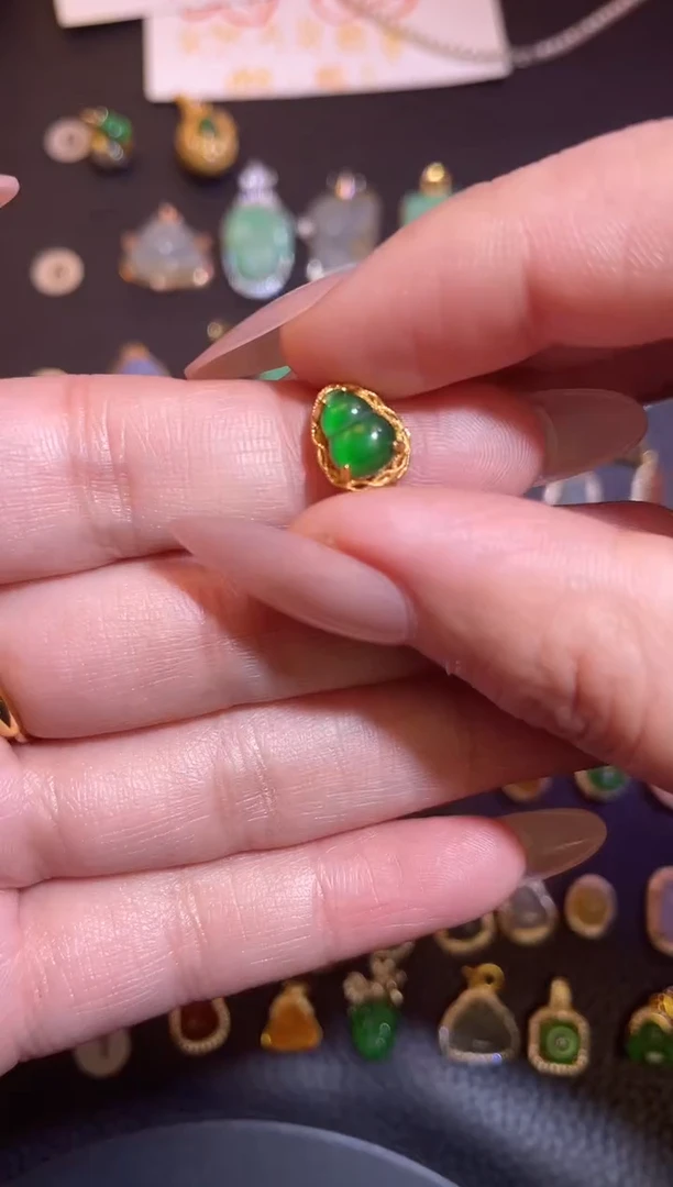 颈饰银S925镶嵌翡翠1