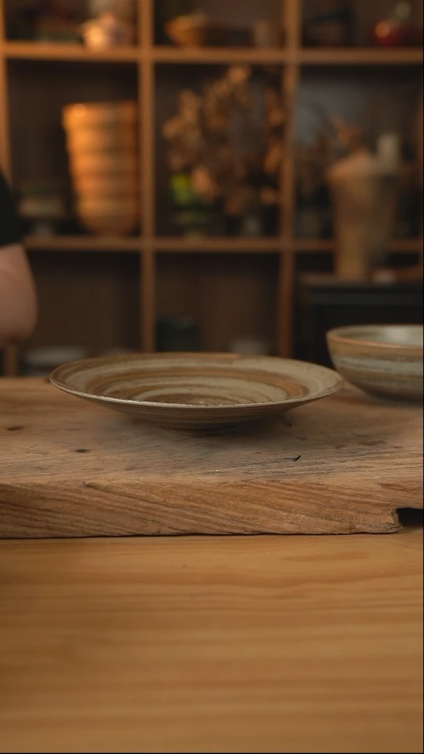 岁月风情的9英寸草帽盘