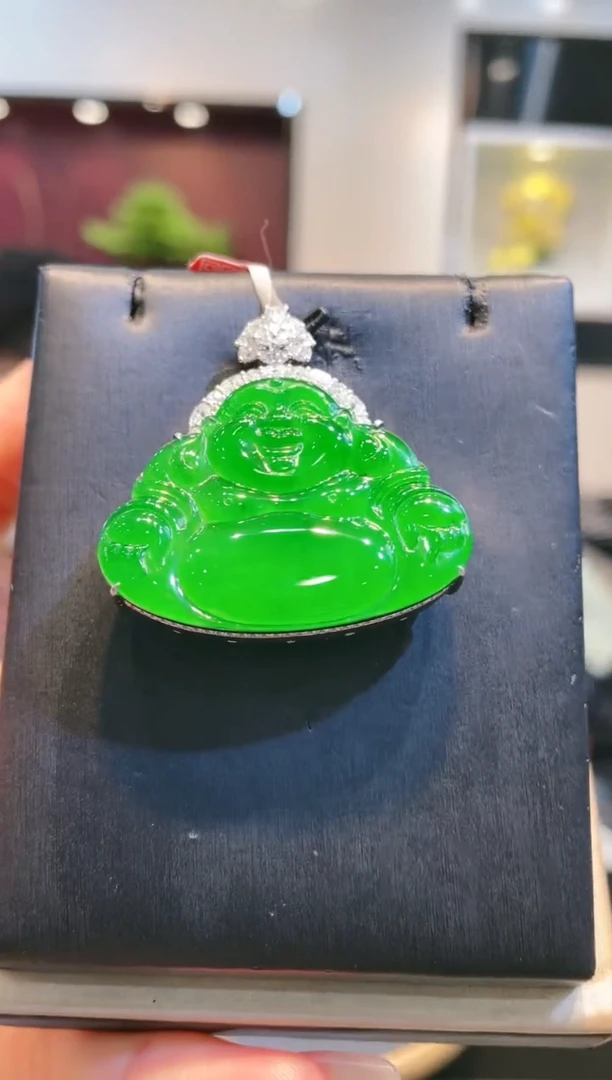 【闪购商品】翡翠颈饰18K金镶嵌A60天然A货翡翠吊坠