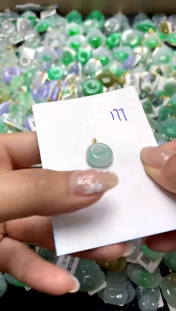 【闪购商品】翡翠颈饰18K金镶嵌111111111111111111