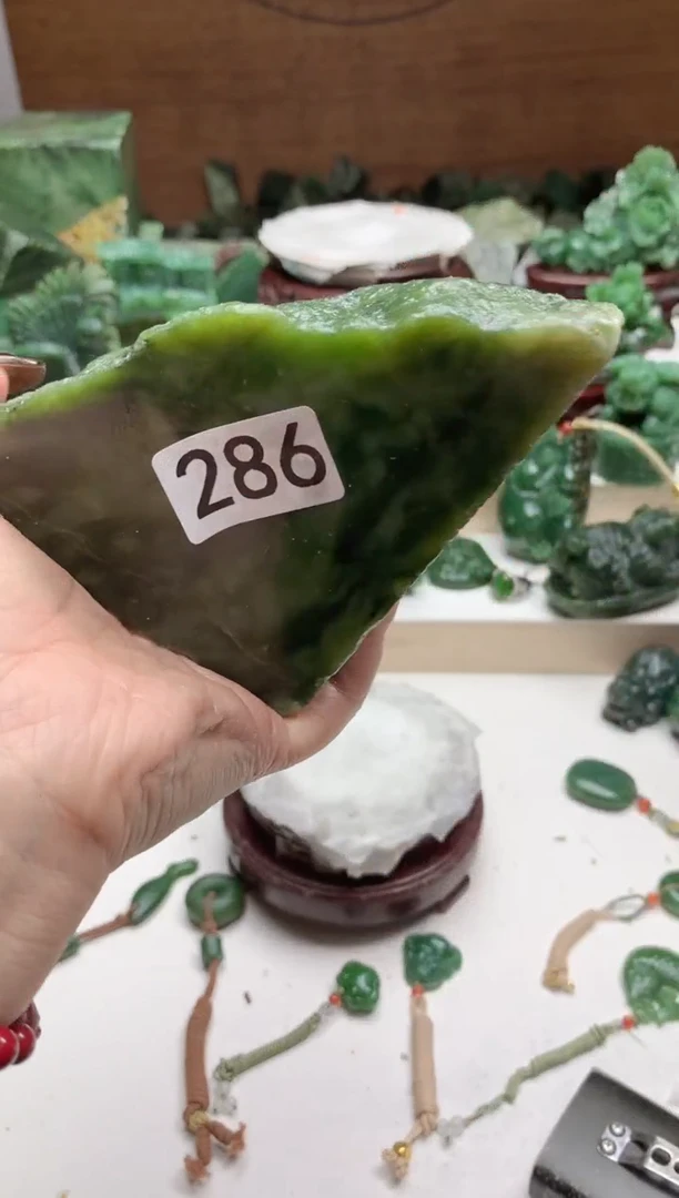 未镶嵌和田玉摆件11