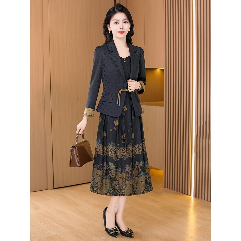 马面裙连衣裙2025新款女装春秋中式国风西装两件套裙今年流行漂亮