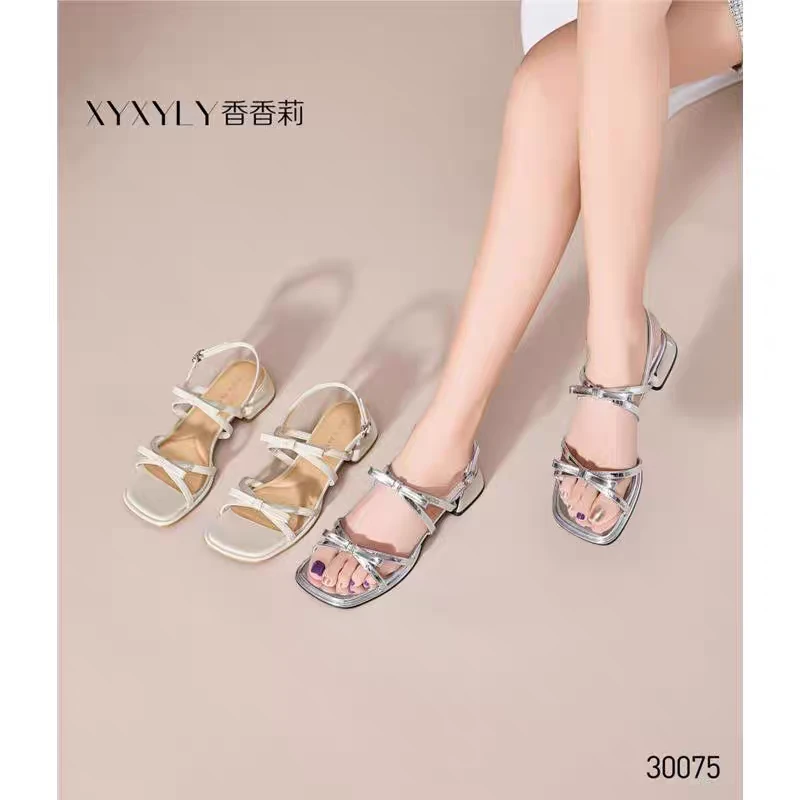 香香莉2025夏季女鞋时尚细带蝴蝶结粗跟露趾一字带OL凉鞋女L30075