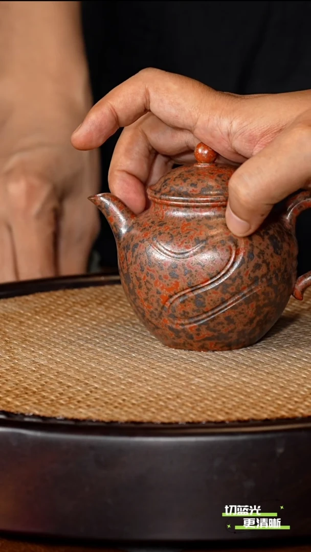 宜兴紫砂 ZCJ 墨金烧 宫灯