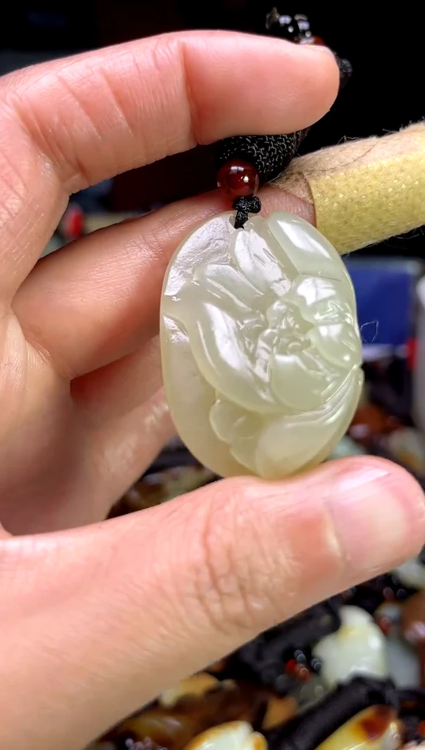 【闪购商品】和田玉颈饰未镶嵌1
