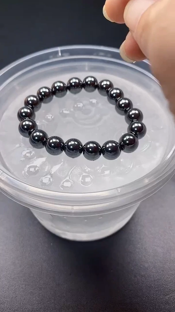 未镶嵌颈饰玛瑙/玉髓D005新疆阿尔泰星陨手串