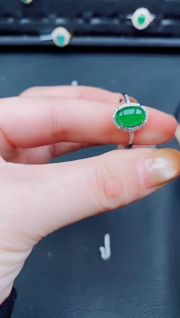【闪购商品】翡翠戒指银S925镶嵌天然a货翡翠720