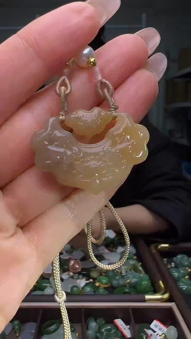 颈饰未镶嵌和田玉（多样性发货.发其一）11.23.68