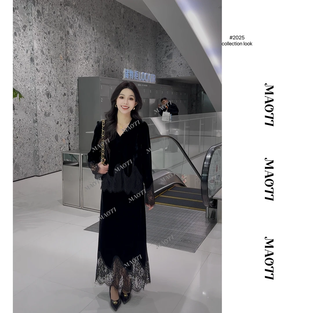 2025秋季黑色丝绒v领蕾丝拼接上衣气质半身裙套装Q51TZ039