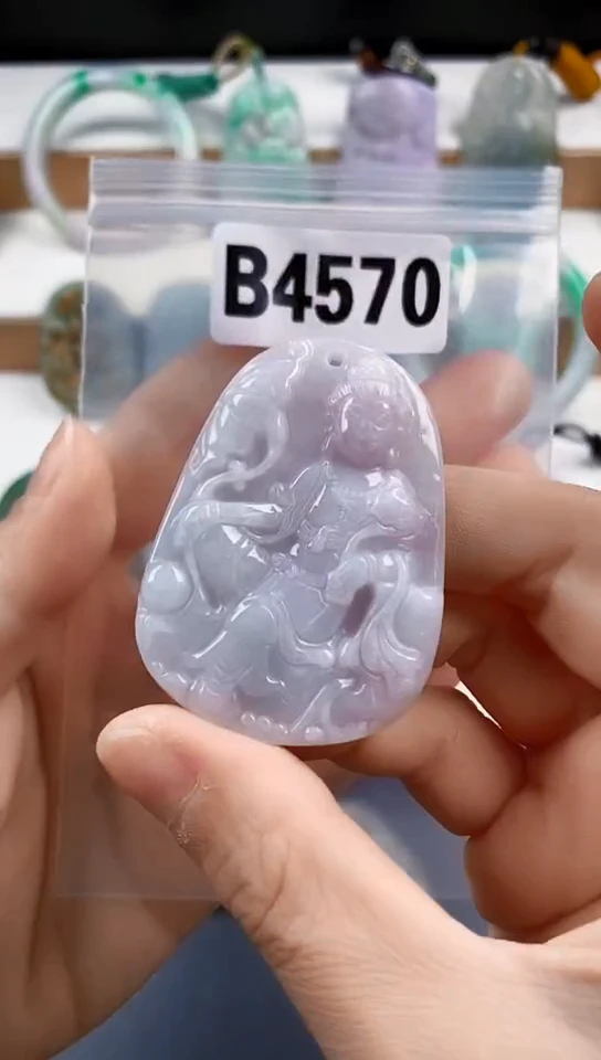 颈饰未镶嵌翡翠天然翡翠吊坠挂件