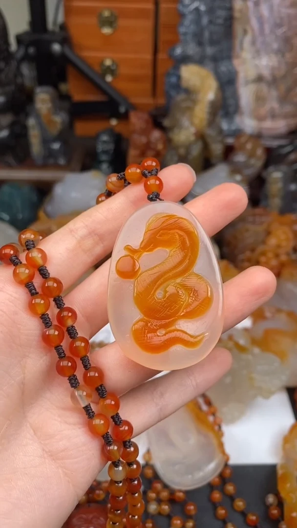 玛瑙/玉髓颈饰未镶嵌AA