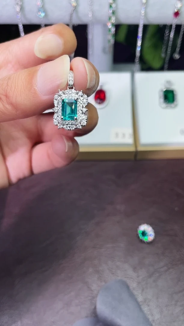 合金合成钻石帕拉伊巴吊坠