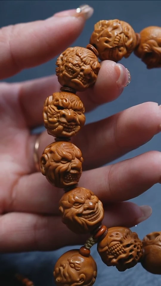 【闪购商品】橄榄核吊坠苏工橄榄核