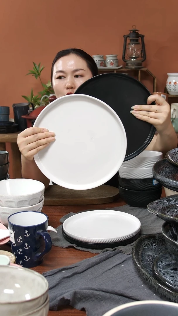 陶瓷3697加3699陶瓷盘子2件套微瑕