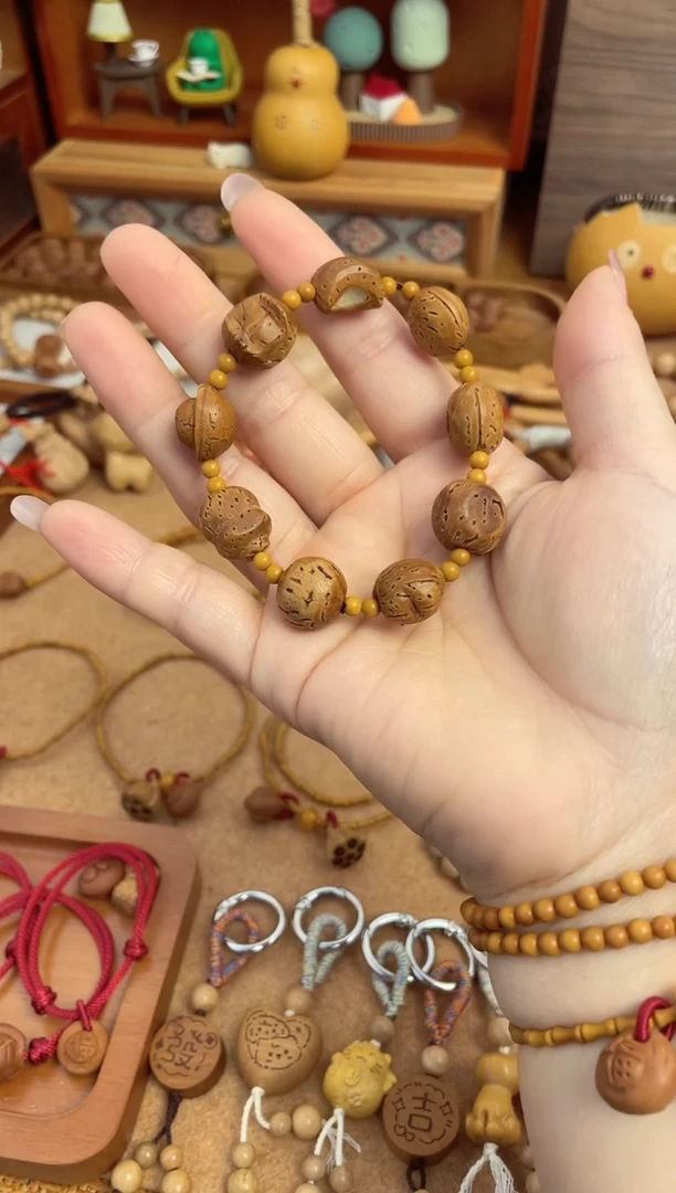 桃核多宝手串一物一拍
