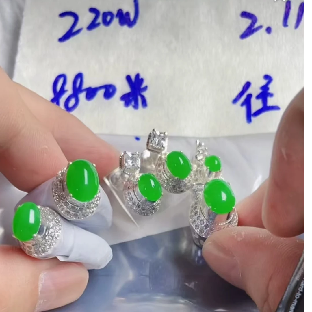 定制翡翠未镶嵌纯天然A货翡翠