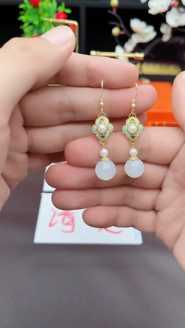 玛瑙/玉髓耳饰银S925镶嵌325000