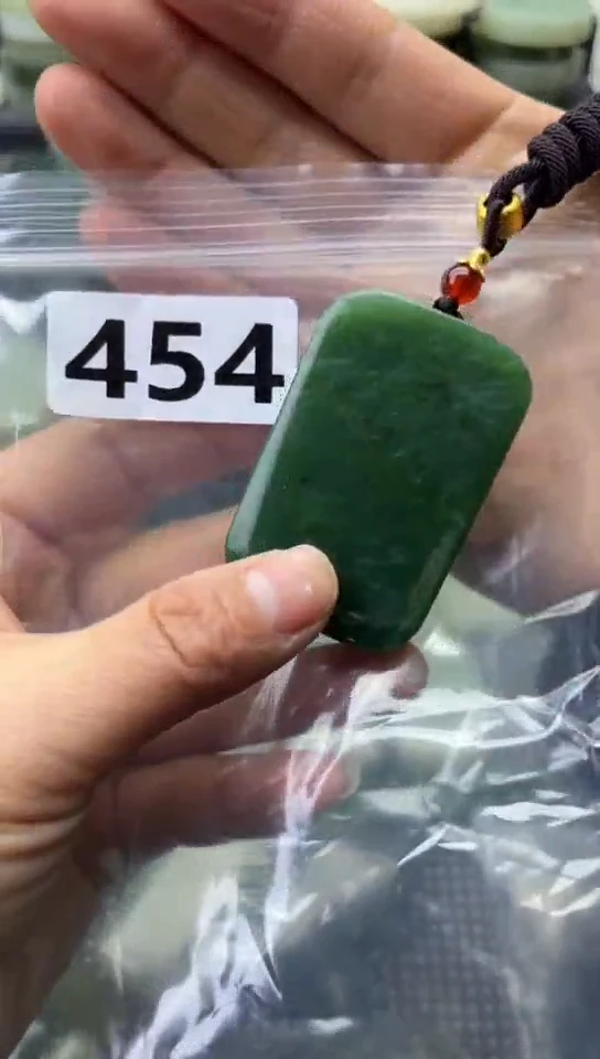 未镶嵌和田玉珠宝半成品牌子