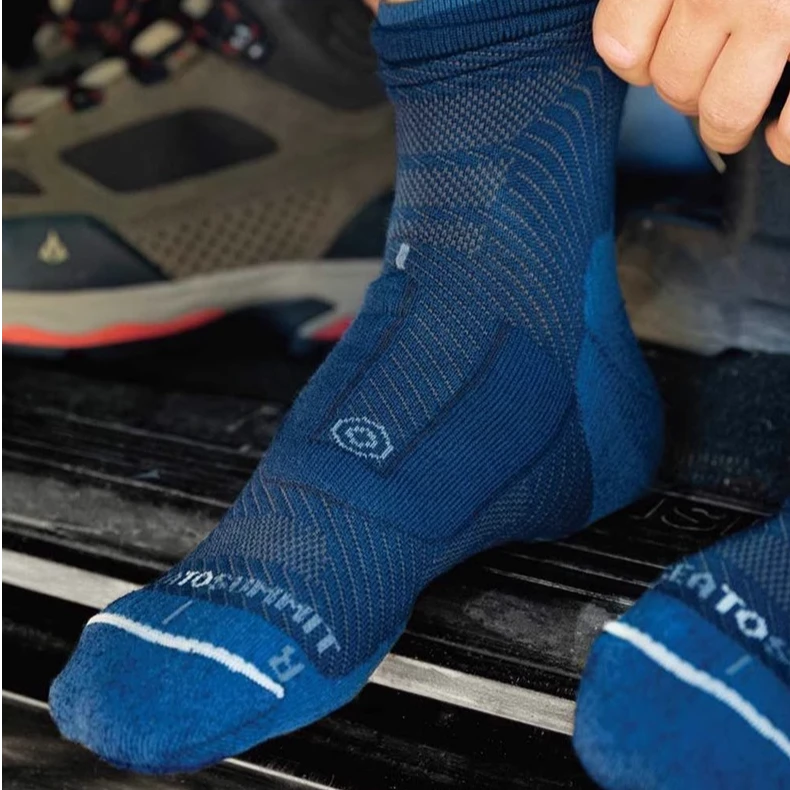 Seatosummit男女士NUY中筒款中量级减震型新西兰美利奴羊毛袜