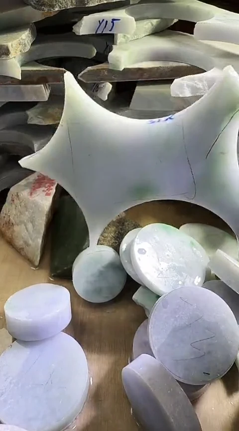 裸石翡翠缅甸翡翠A货花318