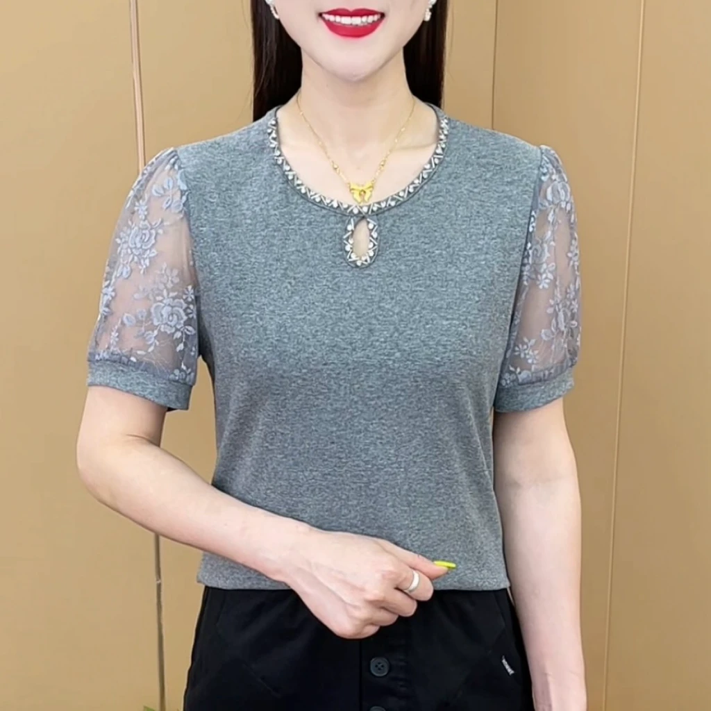 夏季新款时尚圆领镂空蕾丝拼接设计T恤休闲百搭显瘦短袖上衣M2525