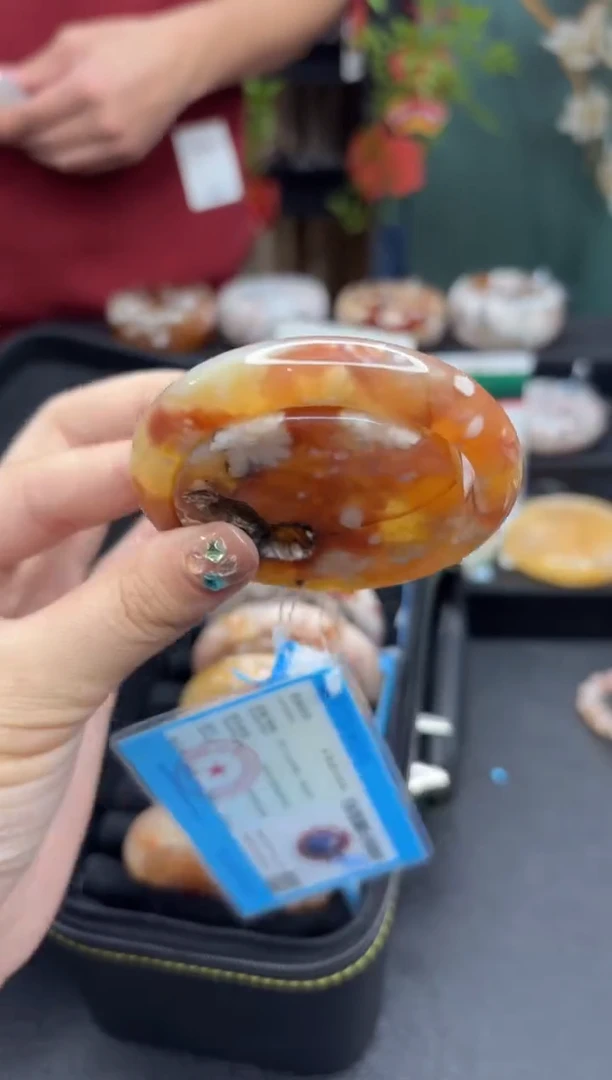 【闪购商品】石英质玉手镯未镶嵌124（55圈赠送镯心）