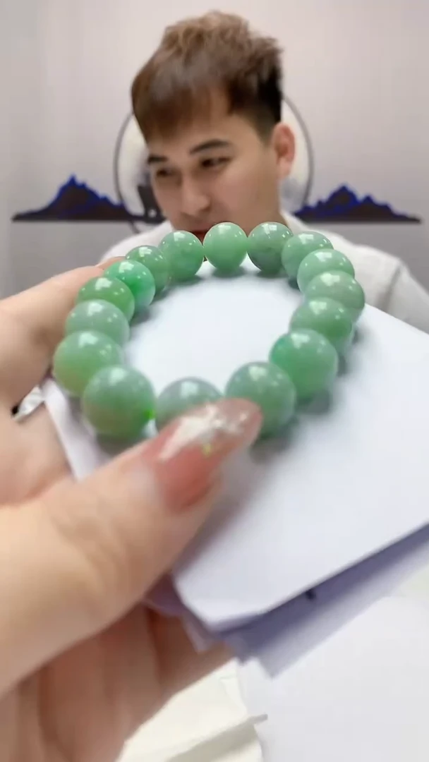 【闪购商品】定制翡翠未镶嵌4868DD-毛货手串69