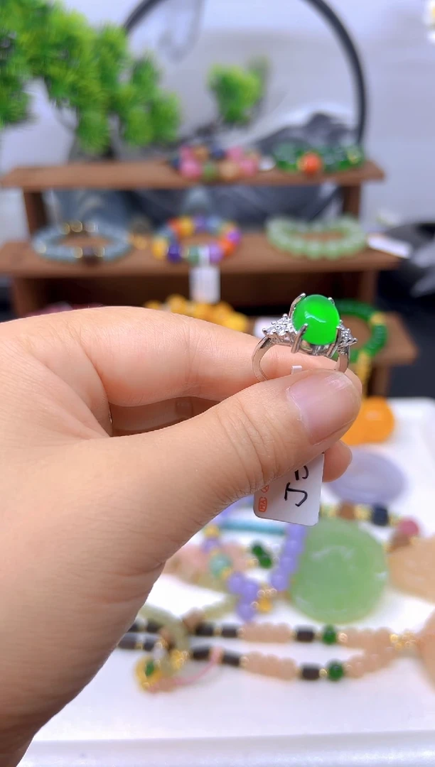 翡翠戒指银S925镶嵌J37