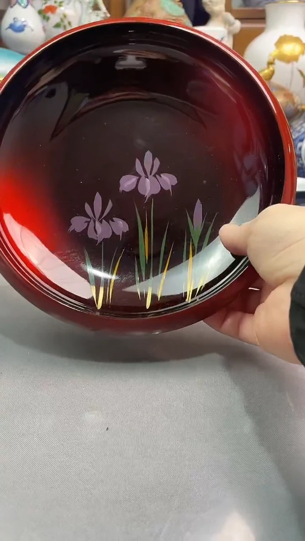 瓷片不****。漆器大钵