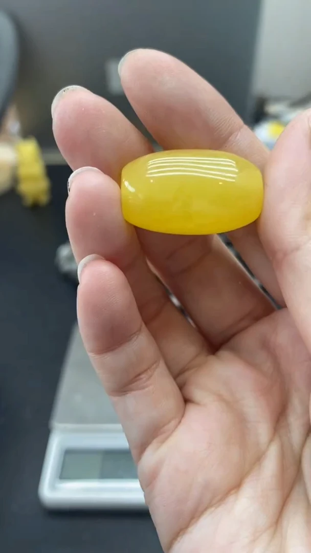 琥珀未镶嵌珠宝奇石723