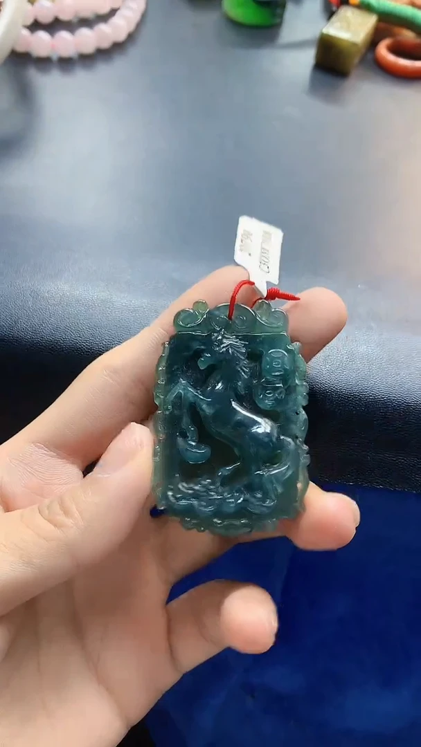 颈饰未镶嵌翡翠天然缅甸a货翡翠