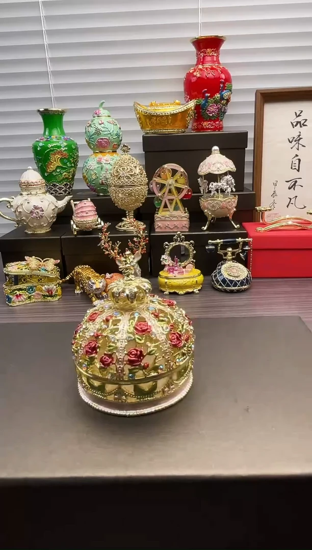金属七宝烧首饰盒     玫瑰花皇冠  金色