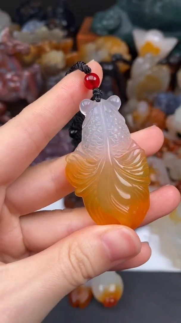 未镶嵌颈饰玛瑙/玉髓小*仔AA