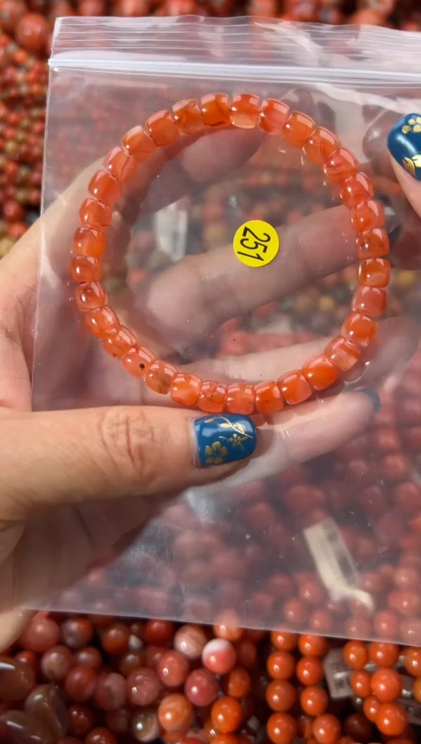 未镶嵌手串南红玛瑙7+