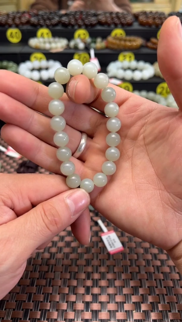 【闪购商品】和田玉手串未镶嵌且末料青白玉卡10手串