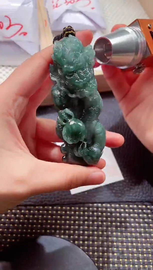 颈饰未镶嵌翡翠000111