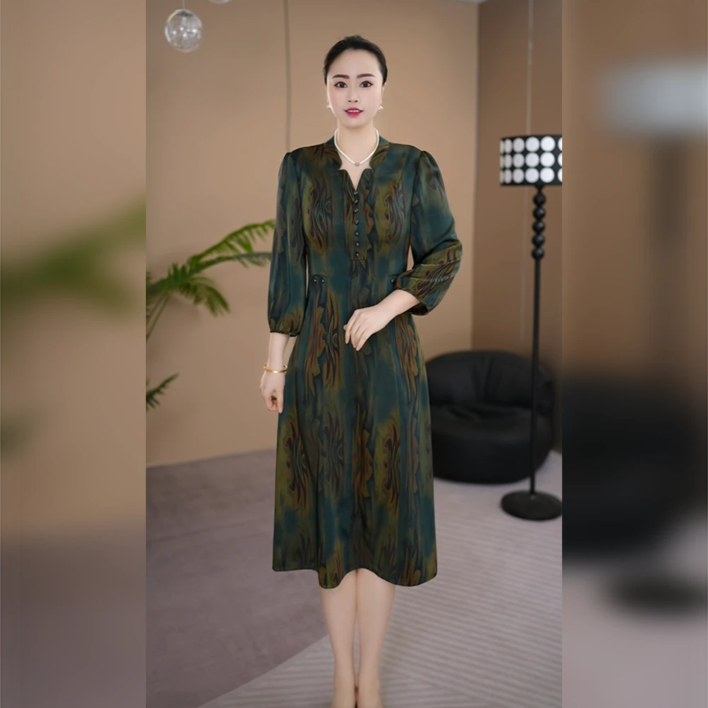 时尚高端国风复古精致连衣裙女2025秋季新款遮肚洋气减龄中长裙子