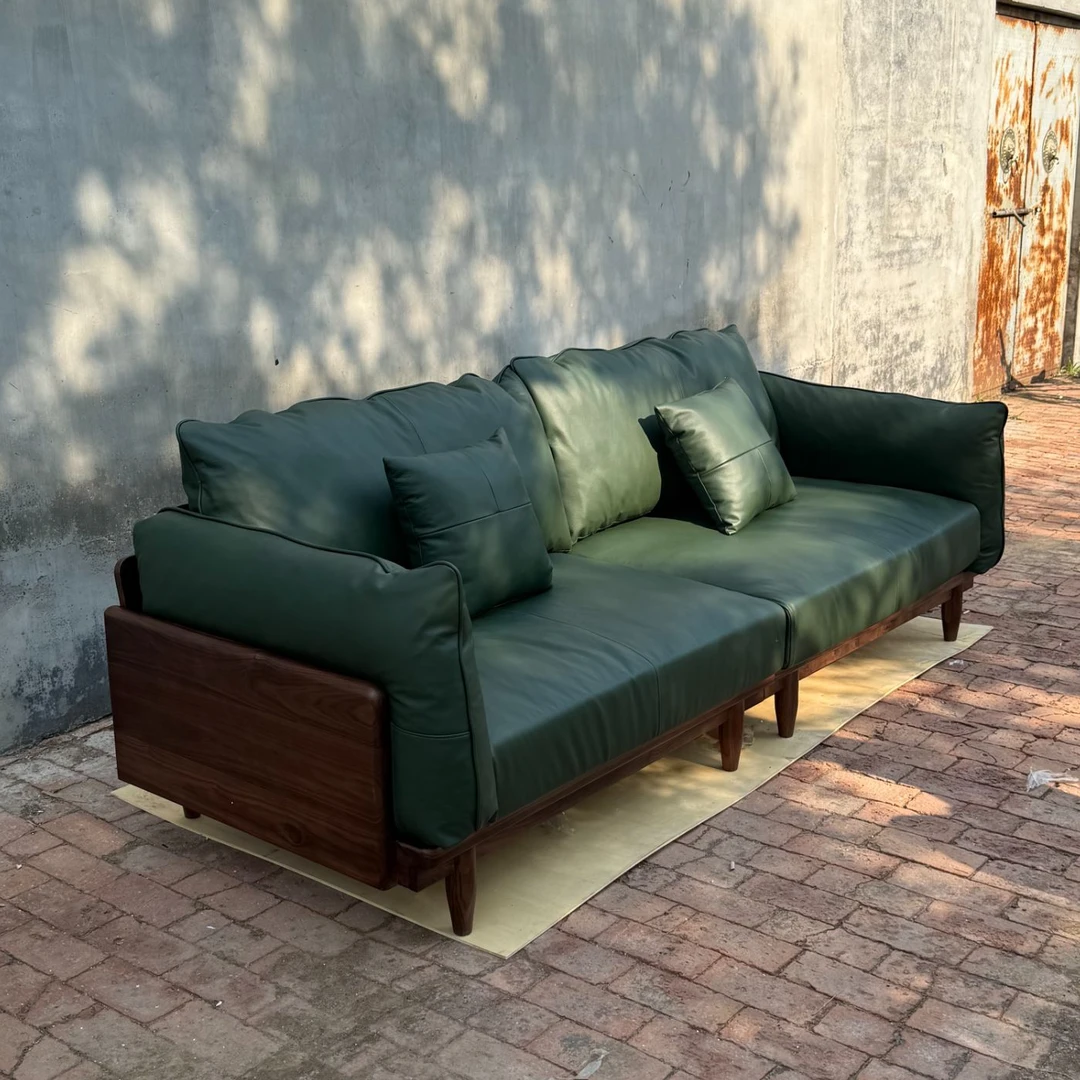 沙发客厅意式轻奢小户型真皮沙发家用黑胡桃木沙发