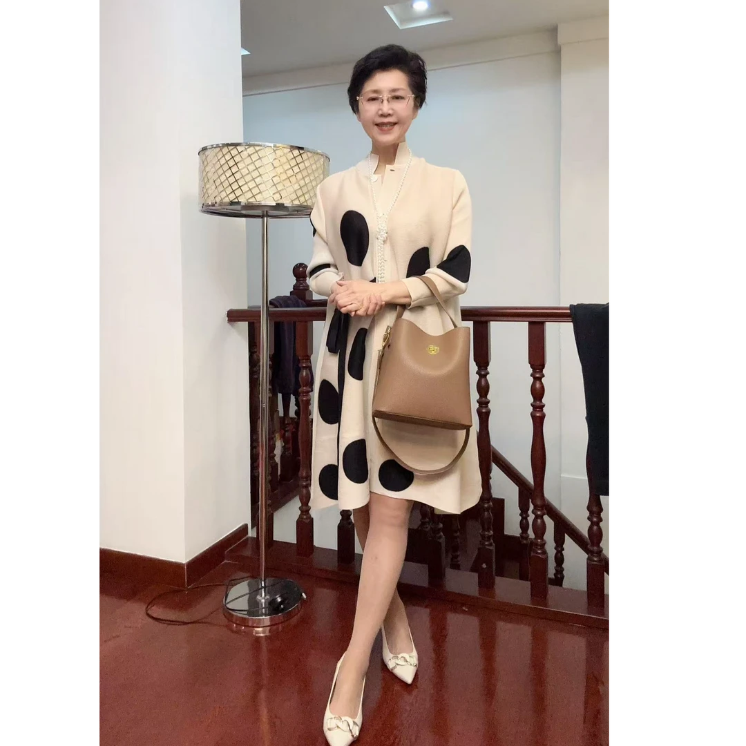 时尚波点气质外套2025秋装新款系带针织立领开衫宽松大码七分袖