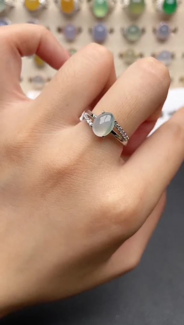 【闪购商品】翡翠戒指银S925镶嵌一物一证一礼盒