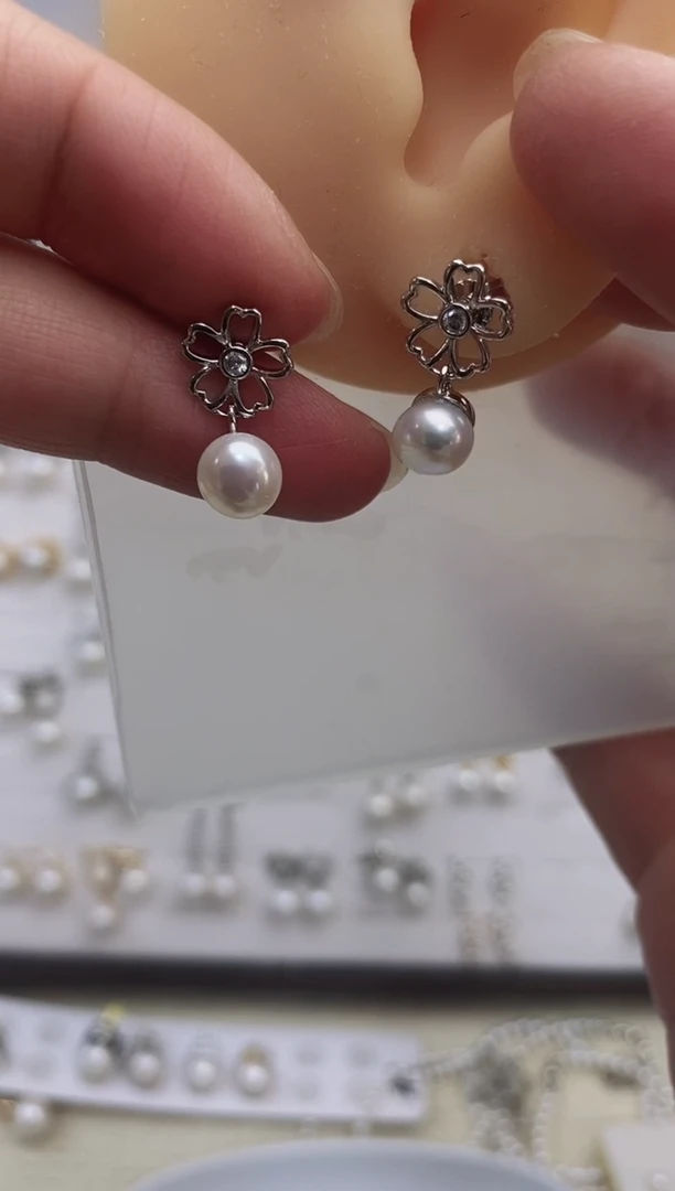 银S925镶嵌耳饰淡水珍珠48