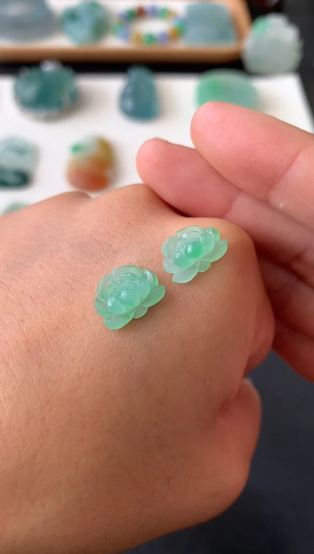 未镶嵌定制翡翠翡翠