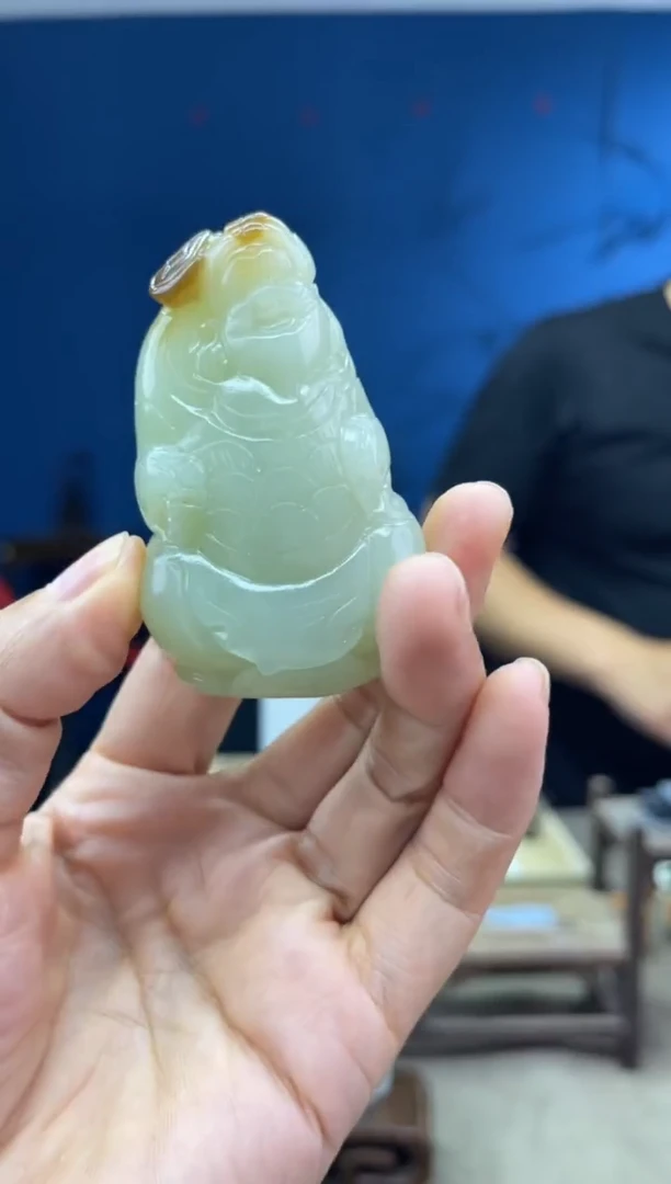 和田玉未镶嵌颈饰1